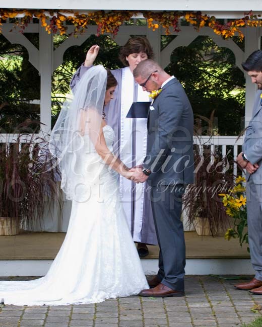 The Groom say “I Do” 