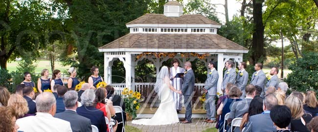 The Groom say “I Do” 