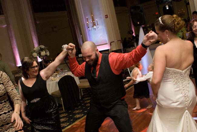 Who says you can’t put an amazing Wedding together in two months? 