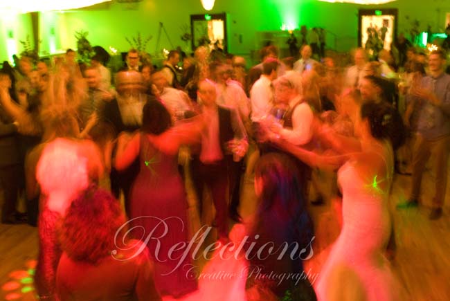 If it’s Green it must be a St. Patrick’s Day Wedding!