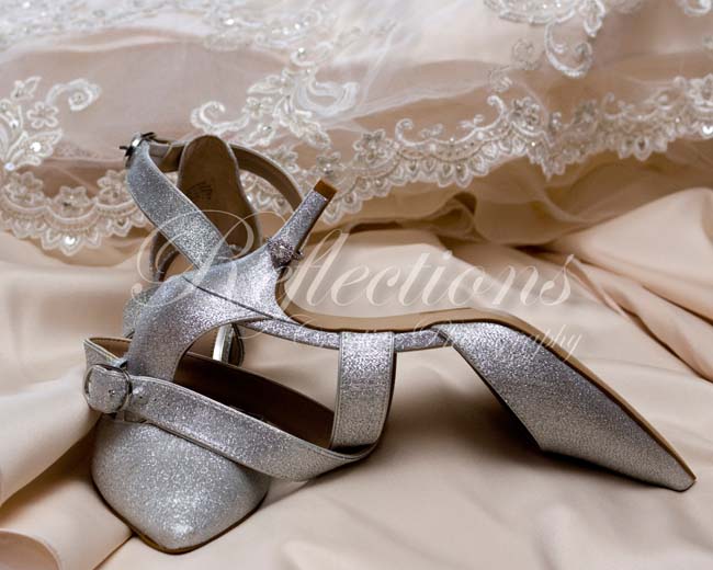 If it’s Green it must be a St. Patrick’s Day Wedding!