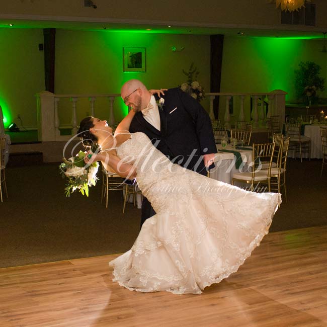 If it’s Green it must be a St. Patrick’s Day Wedding!