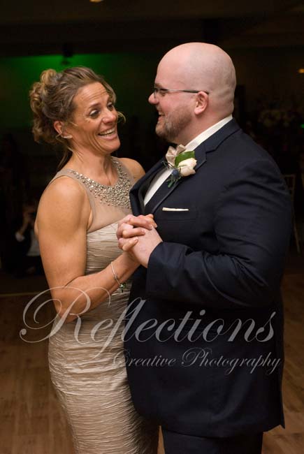 If it’s Green it must be a St. Patrick’s Day Wedding!