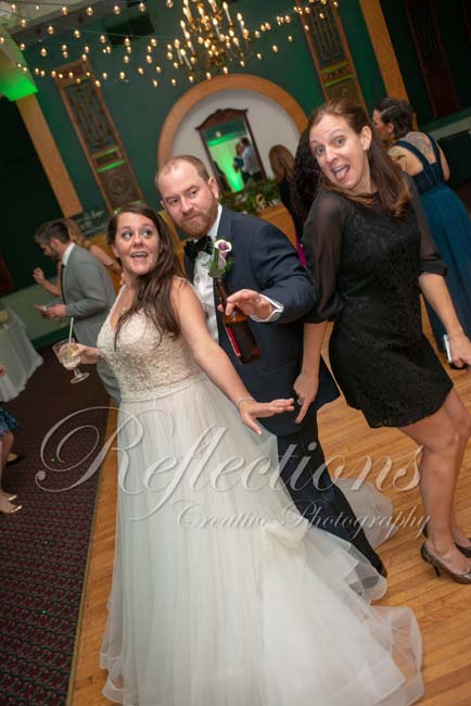 Keep on Dancing!